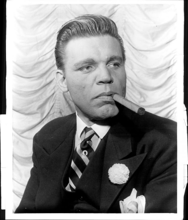 Neville Brand