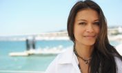 Nia Peeples