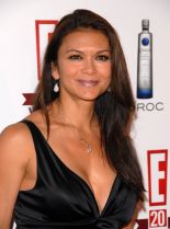 Nia Peeples