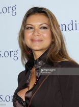 Nia Peeples