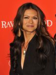 Nia Peeples