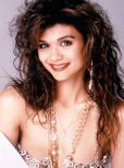 Nia Peeples