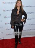 Nia Peeples