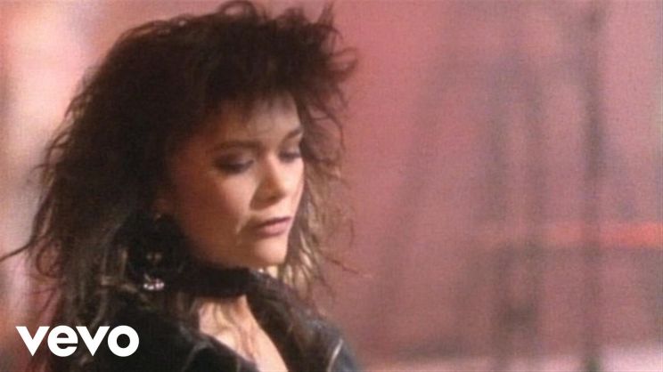 Nia Peeples