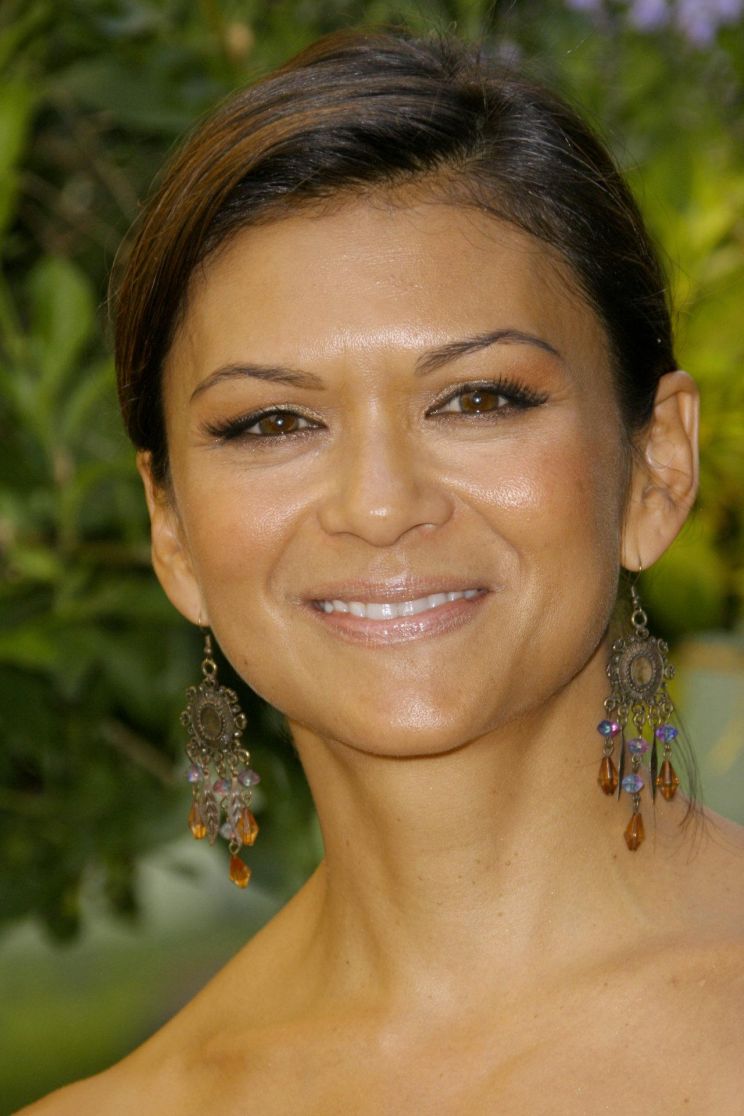 Nia Peeples