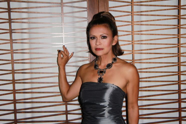 Nia Peeples