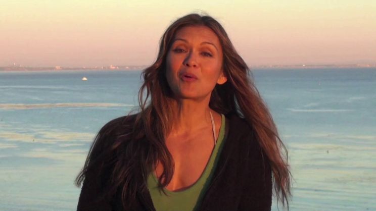 Nia Peeples