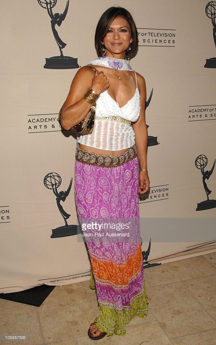 Nia Peeples
