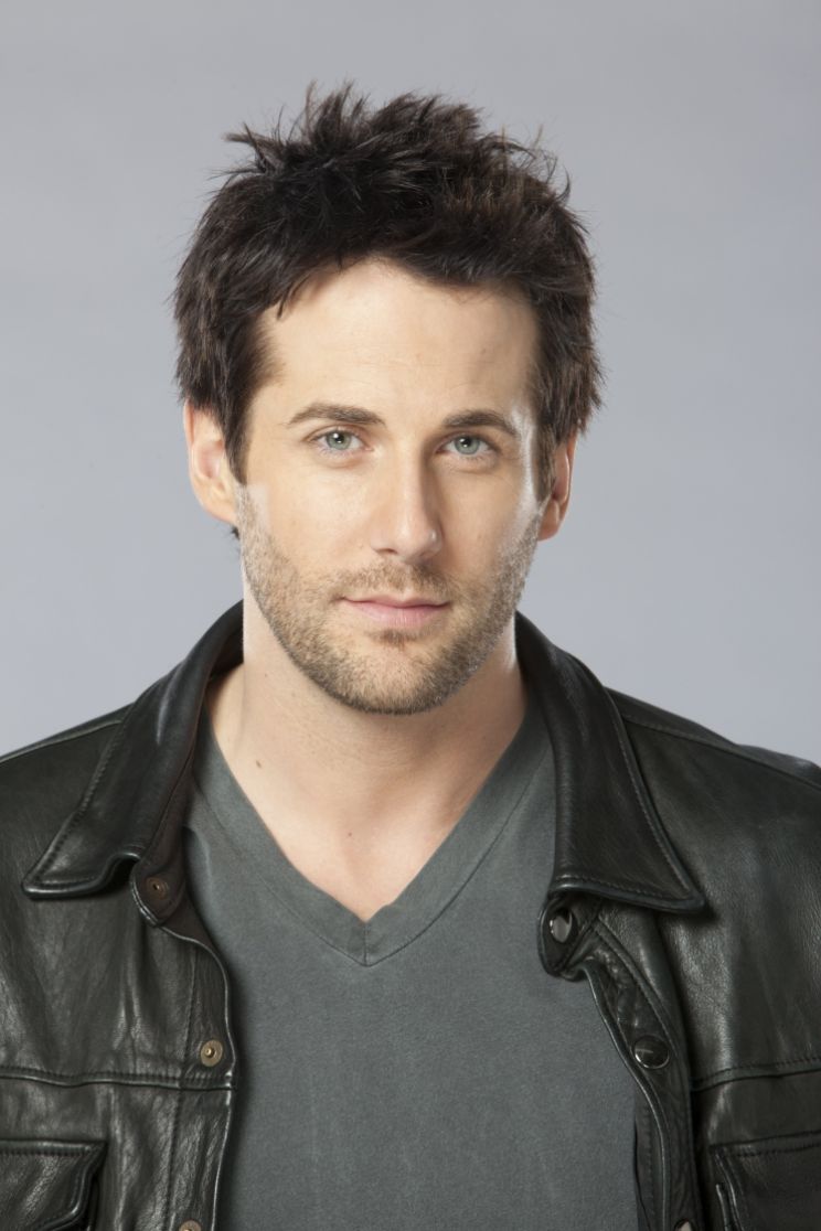 Niall Matter