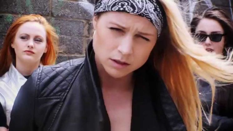 Niamh Algar
