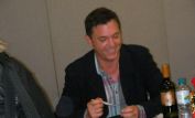 Nicholas Lea