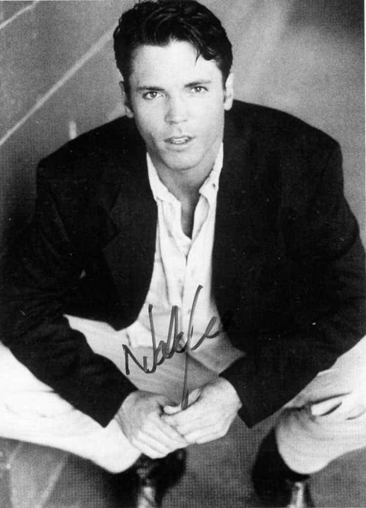 Nicholas Lea