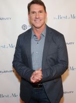Nicholas Sparks