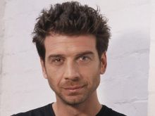 Nick Knowles