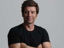 Nick Knowles