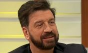 Nick Knowles