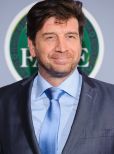 Nick Knowles