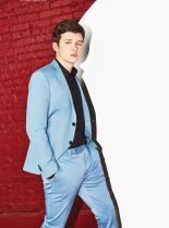 Nick Robinson #53849 picture (Portrait Medium)