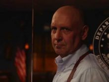 Nick Searcy