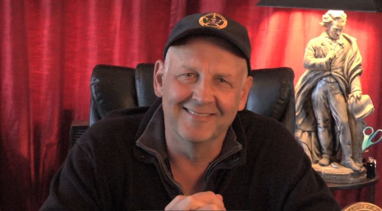 Nick Searcy