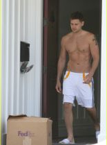 Nick Zano #362939 picture (Portrait Medium)