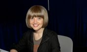 Nicki Clyne