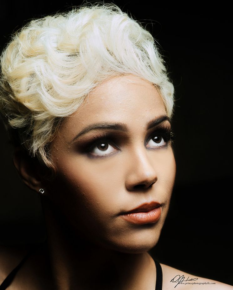 Nicki Hunter