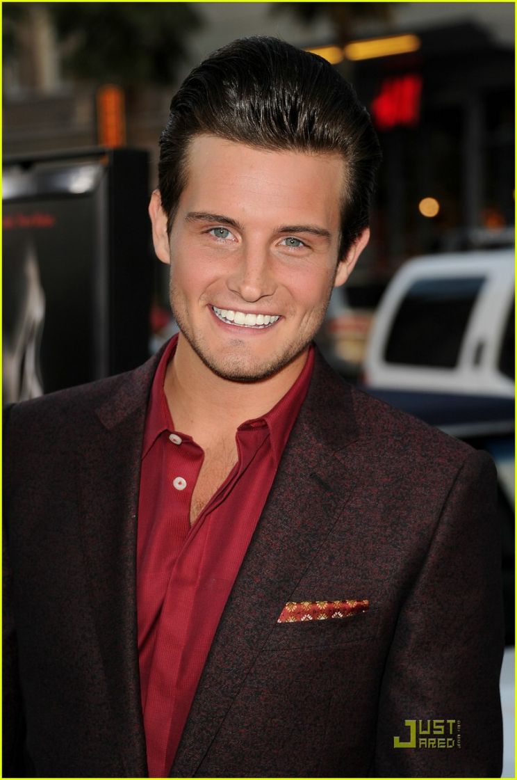 Nico Tortorella