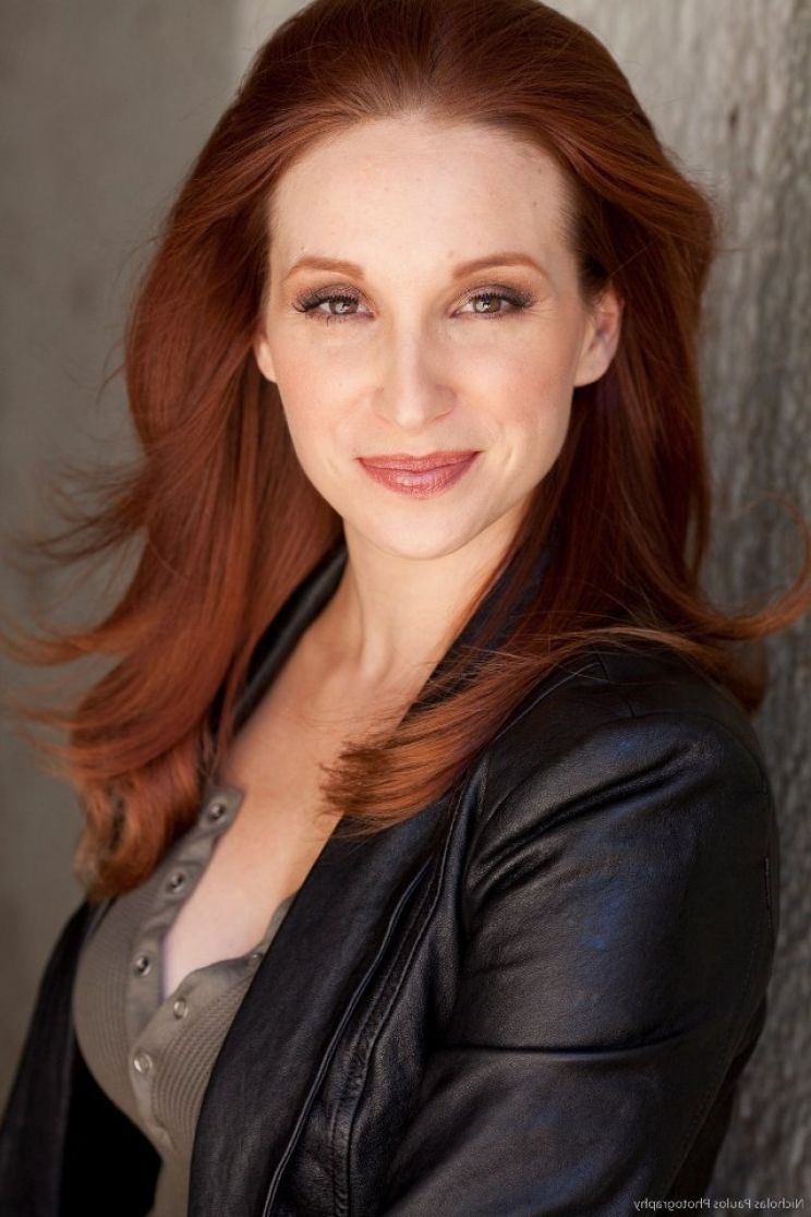 Nicola Graham