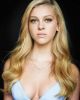 Nicola Peltz