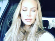 Nicole Aniston photo