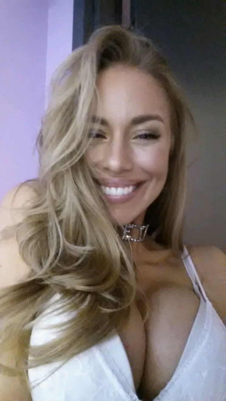 Nicole Aniston