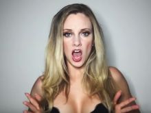 Nicole Arbour