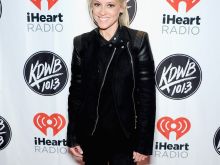 Nicole Curtis