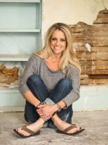 Nicole Curtis