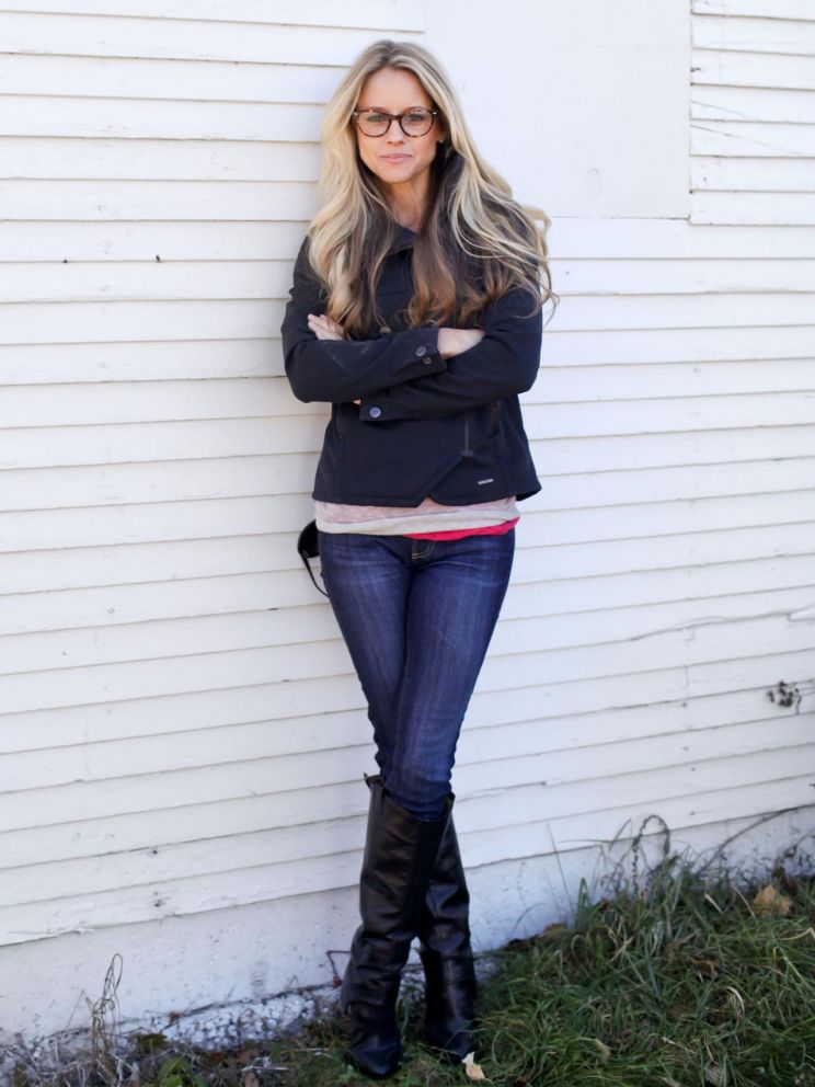 Nicole Curtis