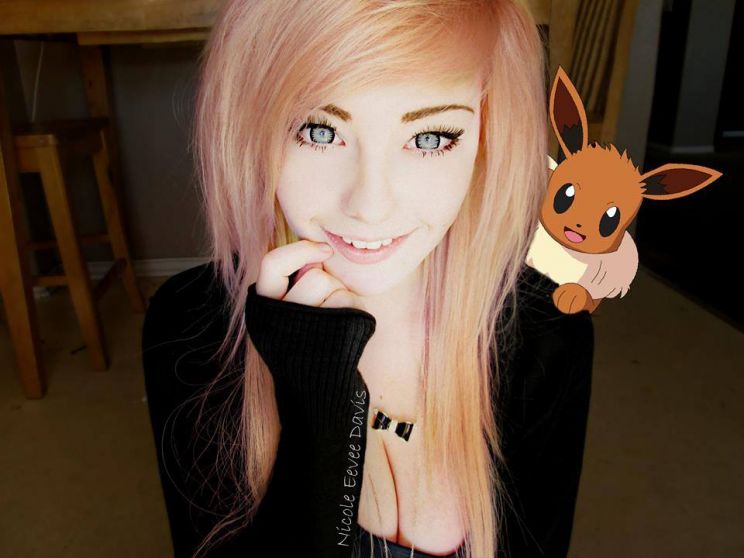 Nicole Davis