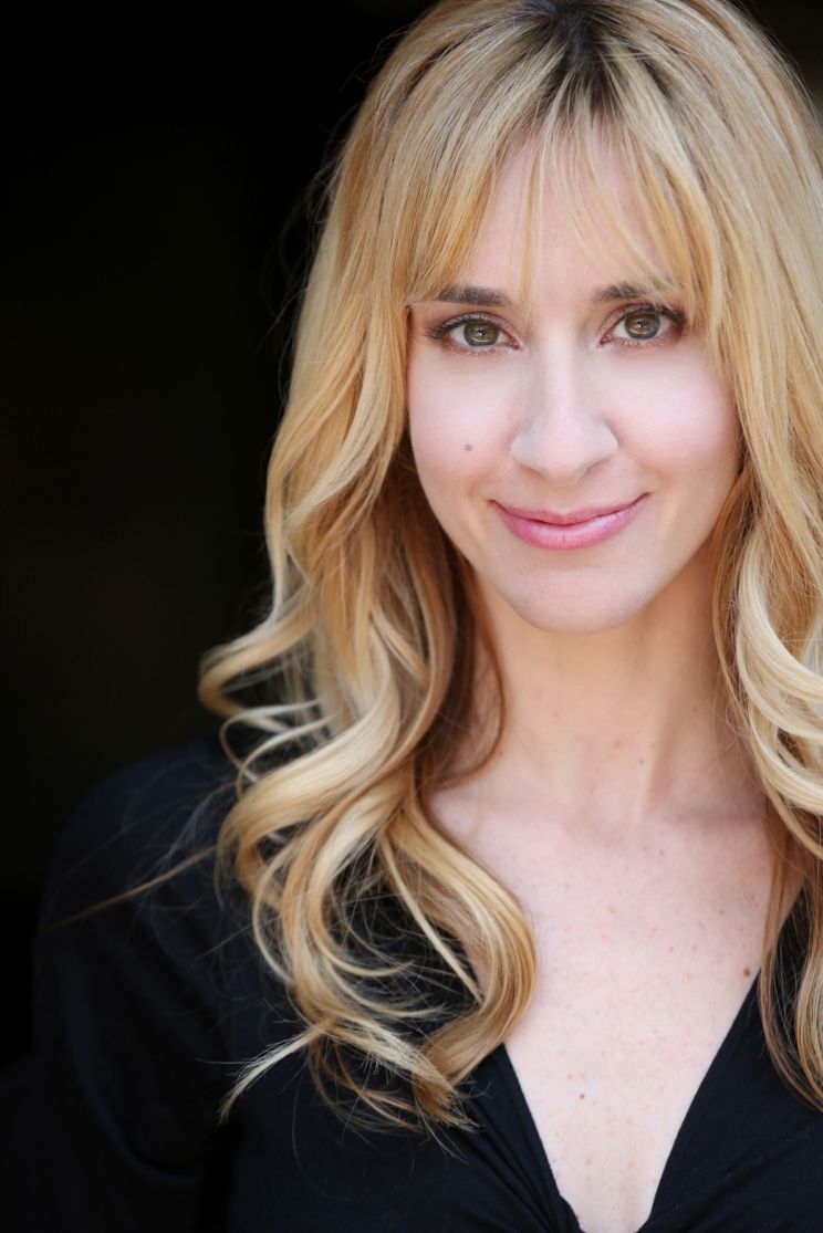 Nicole Dionne