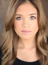 Nicole Gale Anderson photo