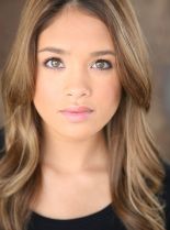 Nicole Gale Anderson photo