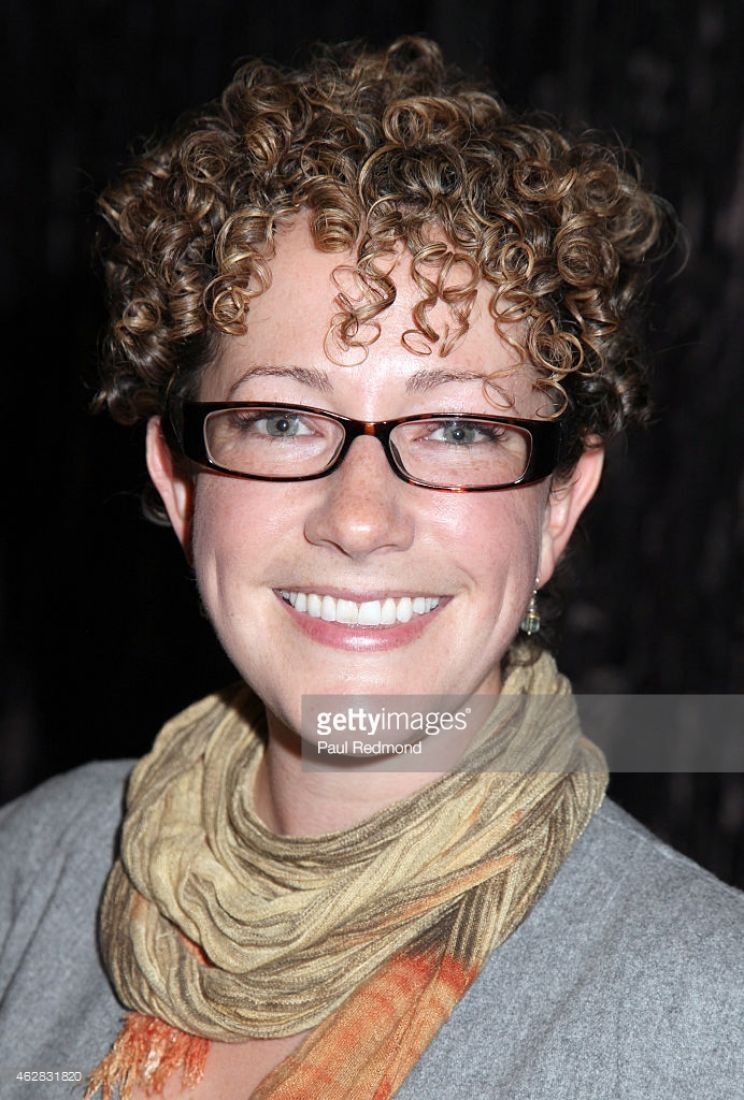 Nicole Perlman