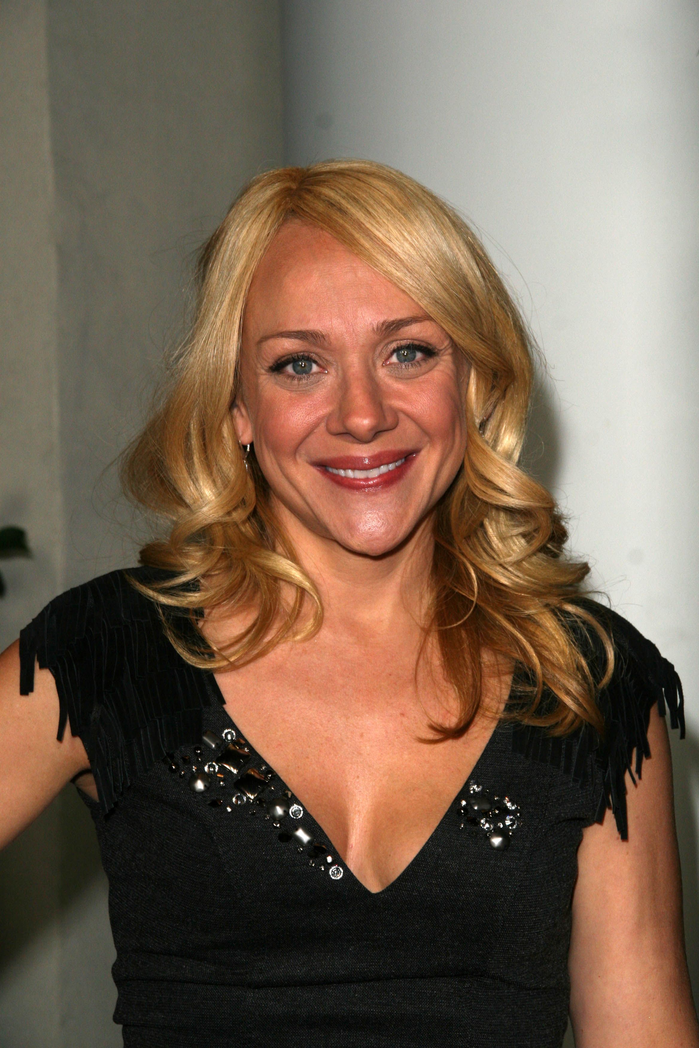 Pictures of Nicole Sullivan