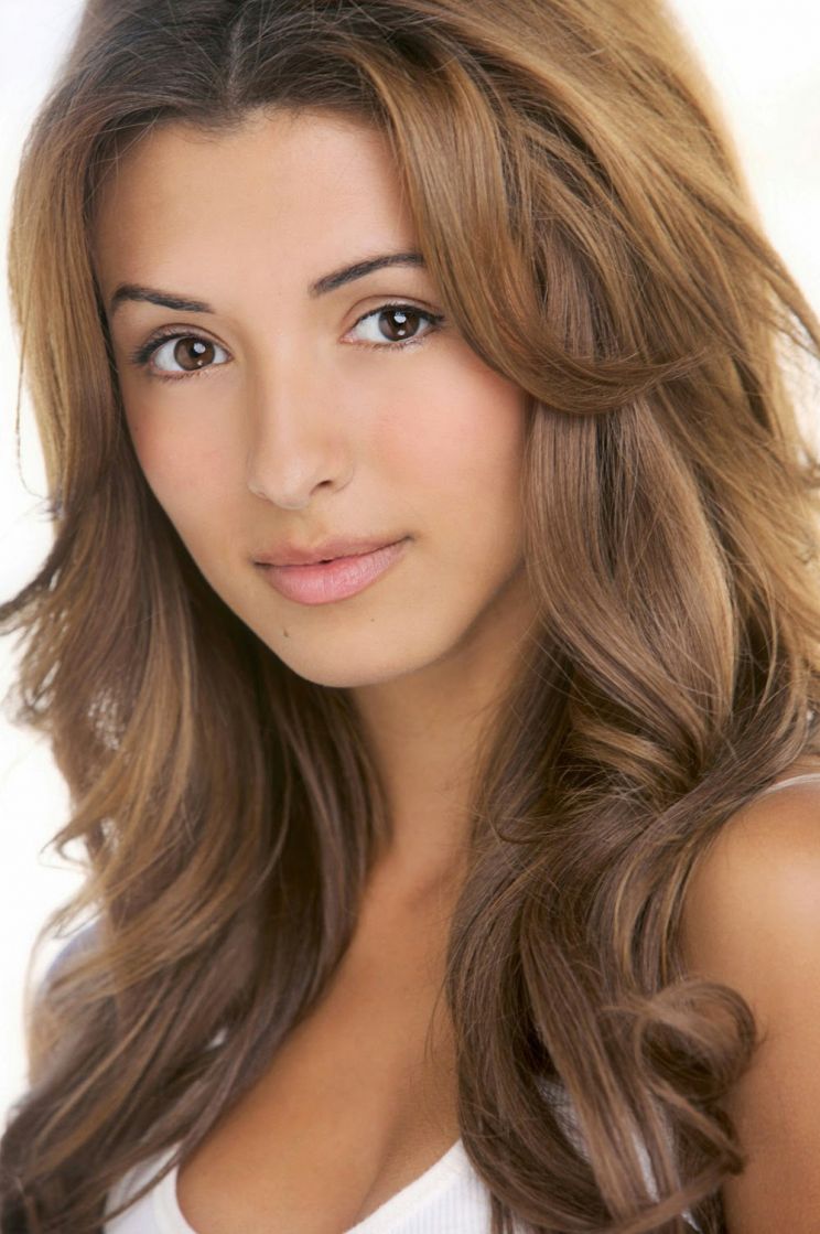 Nicole Travolta