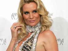 Nicollette Sheridan