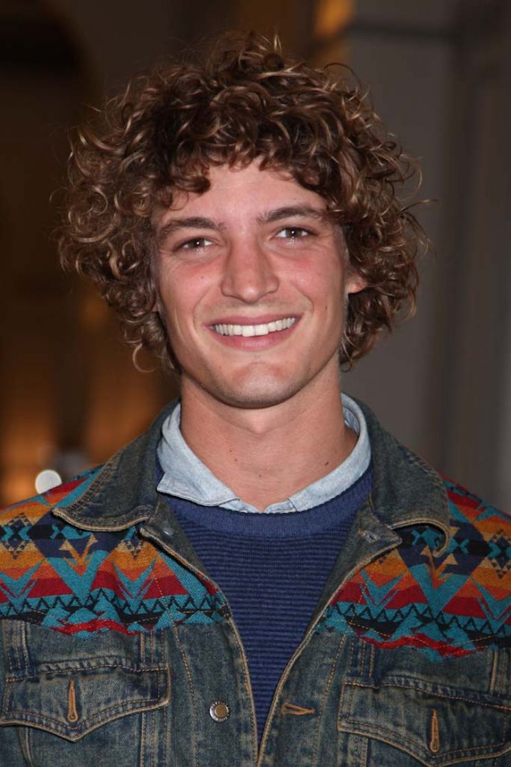 Niels Schneider