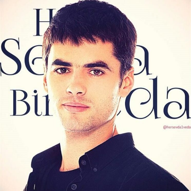 Nik Xhelilaj