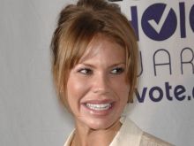 Nikki Cox