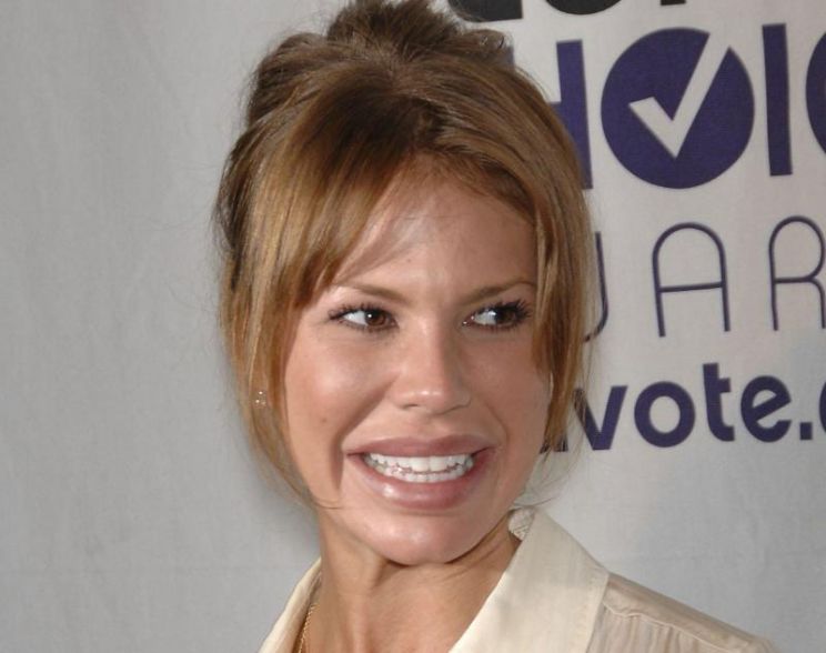 Nikki Cox