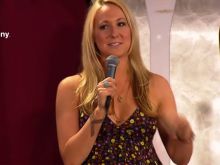 Nikki Glaser photo
