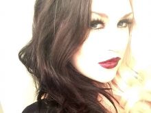 Nikki Phoenix